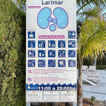 2 Bedrooms In Larimar شقة *