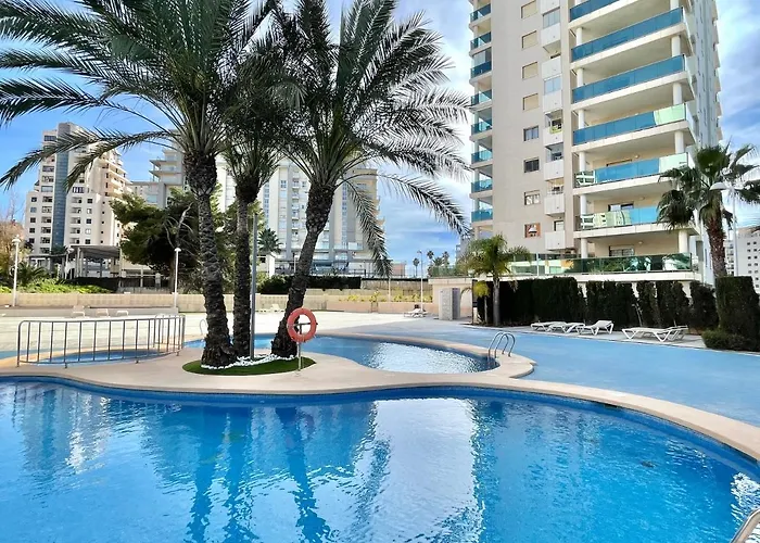 2 Bedrooms In Larimar 公寓 *