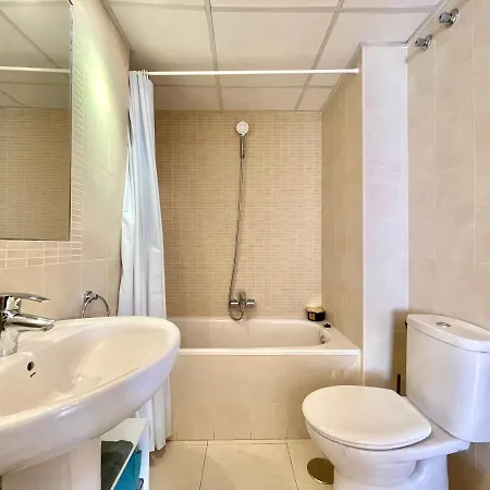 Apartment 2 Bedrooms In Larimar