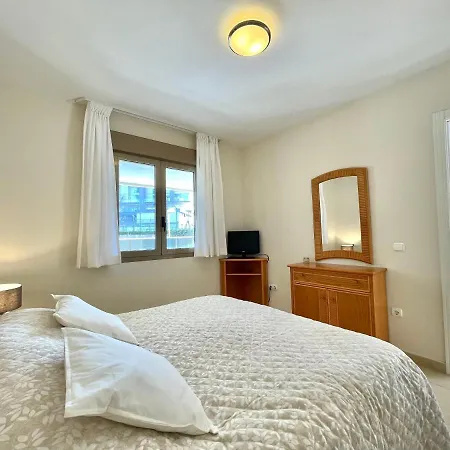 2 Bedrooms In Larimar