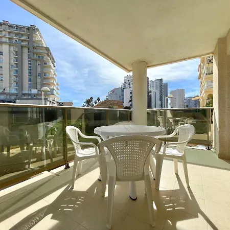 Apartment 2 Bedrooms In Larimar *