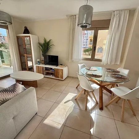 2 Bedrooms In Larimar