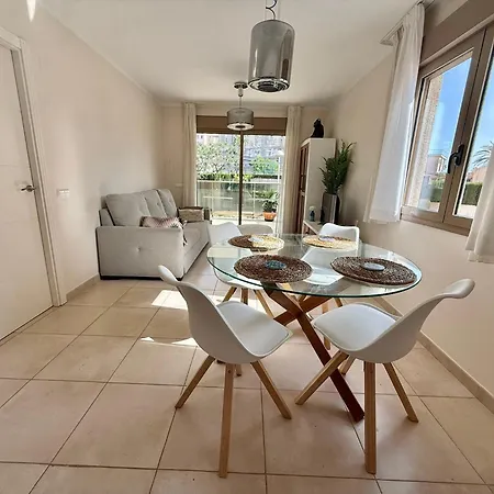 2 Bedrooms In Larimar